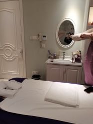 -蕾蕾美颜美容美体