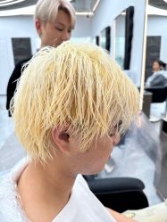 -ON STAR SALON