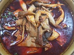 红油米线-老字号杨坡红油米线腊汁肉夹馍(东四道巷店)