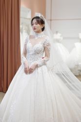 -派丽莫Pellimo原创设计婚纱品牌