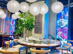 大堂-日进一片海.生腌海鲜火锅.宵夜烧烤(三里屯总店)