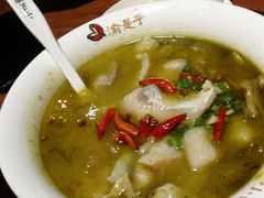 -渝是乎酸菜鱼(龙旗购物中心店)