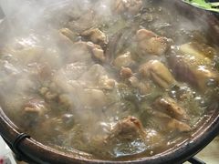 重庆鸡公煲-范贤光鸡公煲(平乐园总店)