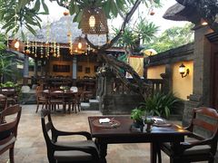 -DiAtas by Art Cafe Bumbu Bali