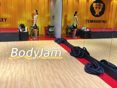 -超级猩猩健身·团课·瑜伽(花园道店)