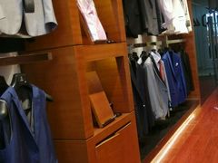 -宇翔服饰(双井桥东首城国际店)