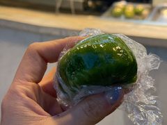 豆沙松仁青团-王宝和酒家(黄浦店)