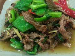 -萨宁音登锡伯风味餐厅(一楼店)