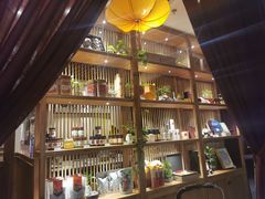 -一叶一世界·素食餐厅(锦华万达店)