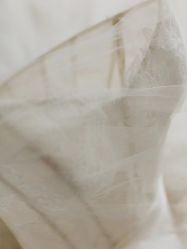 -艾米丽婚纱礼服
