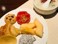 -中航泊悦酒店·云庭咖啡厅(虹桥机场T2店)