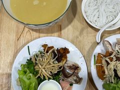 -德致祥云南过桥米线(云天小苑店)