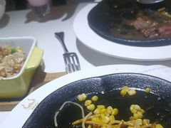 -汤姆家的牛排意面披萨(融创茂店)