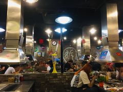 -马路牙子烧烤音乐酒馆(望京店)