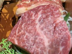 -山川小町·极番烧肉(新地假日广场店)