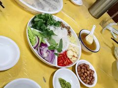 -官塘陈记鱼生·潮汕砂锅粥·牛肉火锅(潮枫路总店)