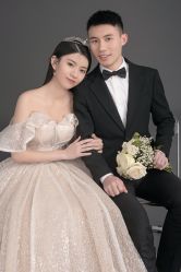 点击看大图 -挪娅婚纱摄影皇家会所