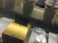 -云朵上的鱼(莘庄店)