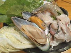 -呷哺呷哺(星光天地店)