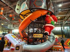 -嗨翻Hi-Fun竞技主题乐园·蹦床亲子生日轰趴(国光1937店)