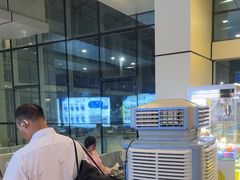 -奥冠体育华师附中恒温游泳馆