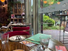 -Brut Eatery Wine Bar & Restaurant (建国东路店)