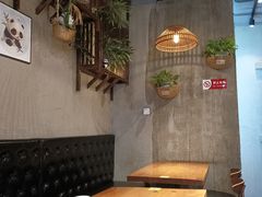 -炉小二铜锅牛蛙•川湘菜(三里屯店)