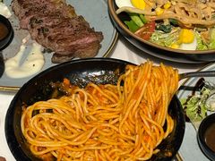 -STARRY CAFE & LOUNGE BAR(高新店)