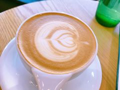 -ZING COFFEE 镜咖啡