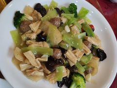 -张刚餐饮(春晓馨苑店)