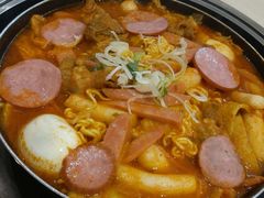 -三清洞摩西韩式年糕火锅(威高广场店)