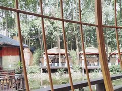 -二荆条·蜀鲜汇城市森林火锅