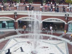 -佛罗伦萨小镇广佛名品奥特莱斯(疏港路店)