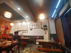 大堂-石老头关东饺子王·东北菜(嘉华鑫城店)