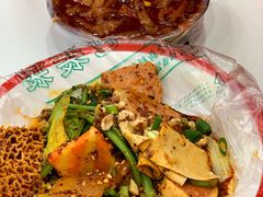 -正宁路小吃夜市