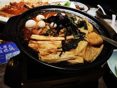 -覃记海鲜美食餐厅