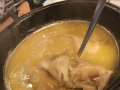 -鲜入围煮花胶鸡海鲜火锅