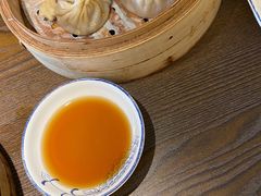 蟹粉小笼-佬泰丰斋· 乌镇茶食餐厅