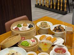 -乐忻皇朝(上海中心大厦店)