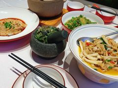 -老湘亲·品鉴湘菜(蔡塘爱琴海店)