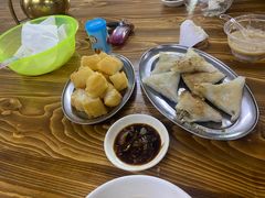 -洲心明记烧肉大粥(总店)