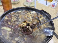 -杨记山珍鸡煲菌汤锅