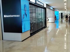 -Chanel(德基广场店)