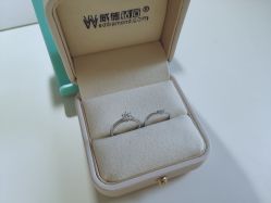 -威德钻石-克拉钻大本营(南京东路店)