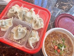 -王慧洁开口虾水饺·地道东北菜(银泰城店)