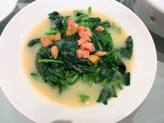上汤菠菜-老牌坊鲁菜名店(美莲广场店)
