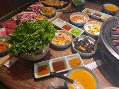 -明洞阿姨·韩式酱蟹烤肉·创意料理(三元桥店)