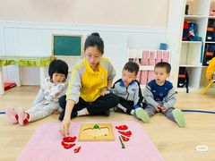 -金点蒙氏国际教育(悠然校区)