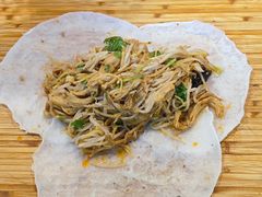 素卷馍加把子肉和卤蛋-安徽阜阳卷馍(西单店)