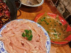 -周小明火锅(黑金冠社区店)